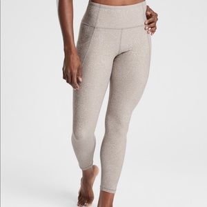 Athleta salutation leggings